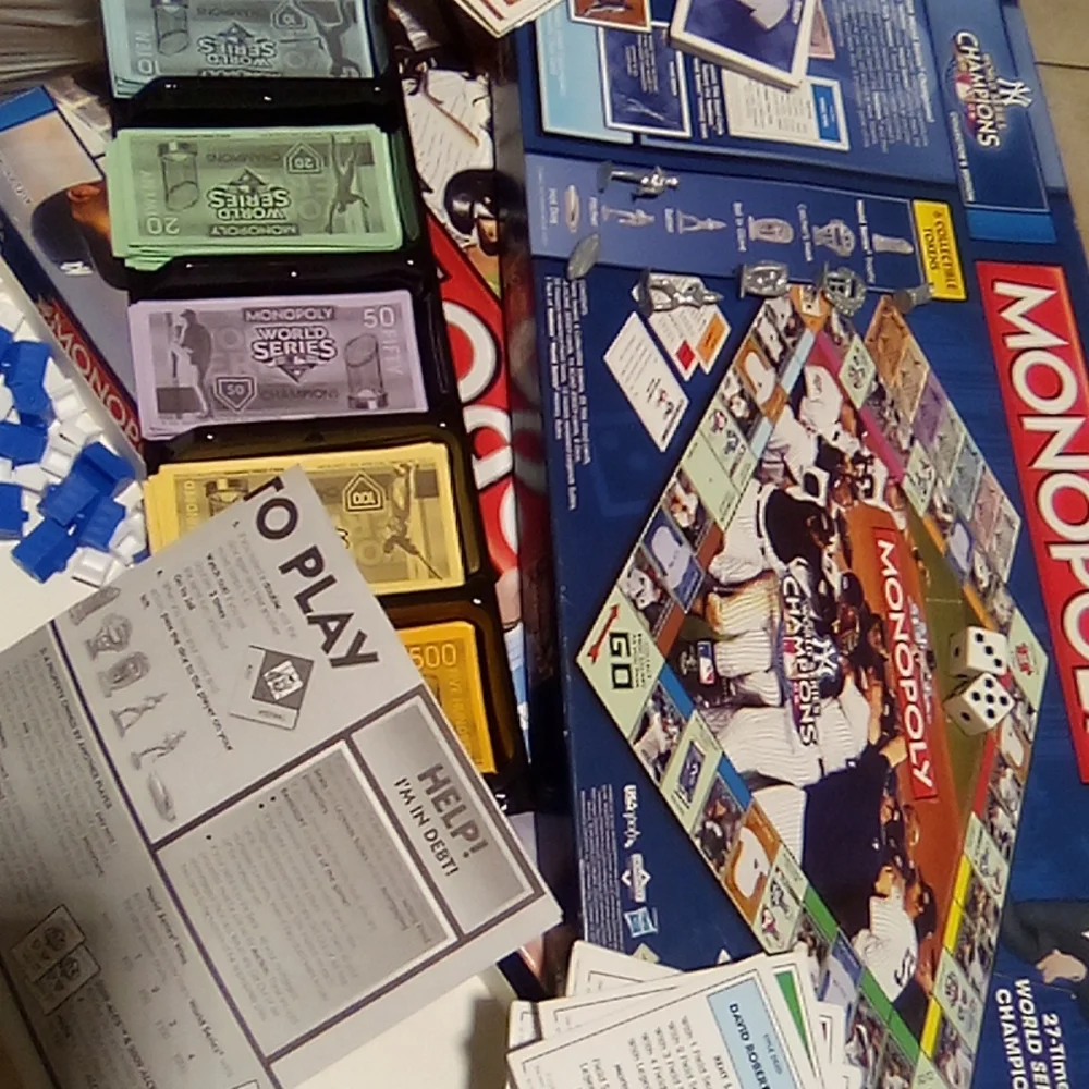 NY Yankees Collector Edition Monopoly Game - Picture 1 of 5